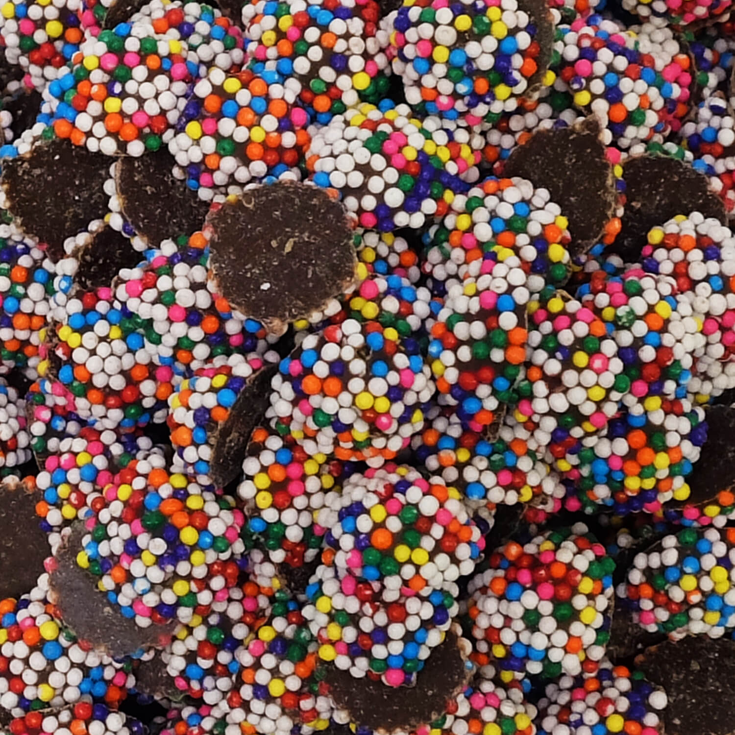 Mini chocolats noirs avec nonpareils arc-en-ciel